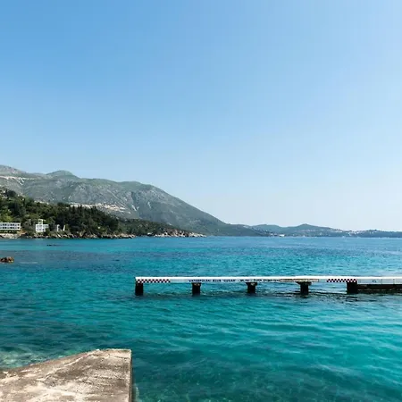 Daniela - Double With Terrace And Sea View شقة
